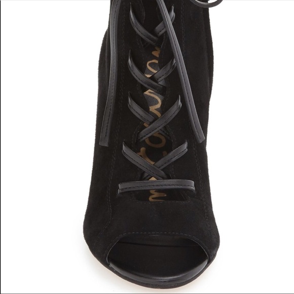 Sam Edelman black Yvie lace up suede bootie - Picture 2 of 6